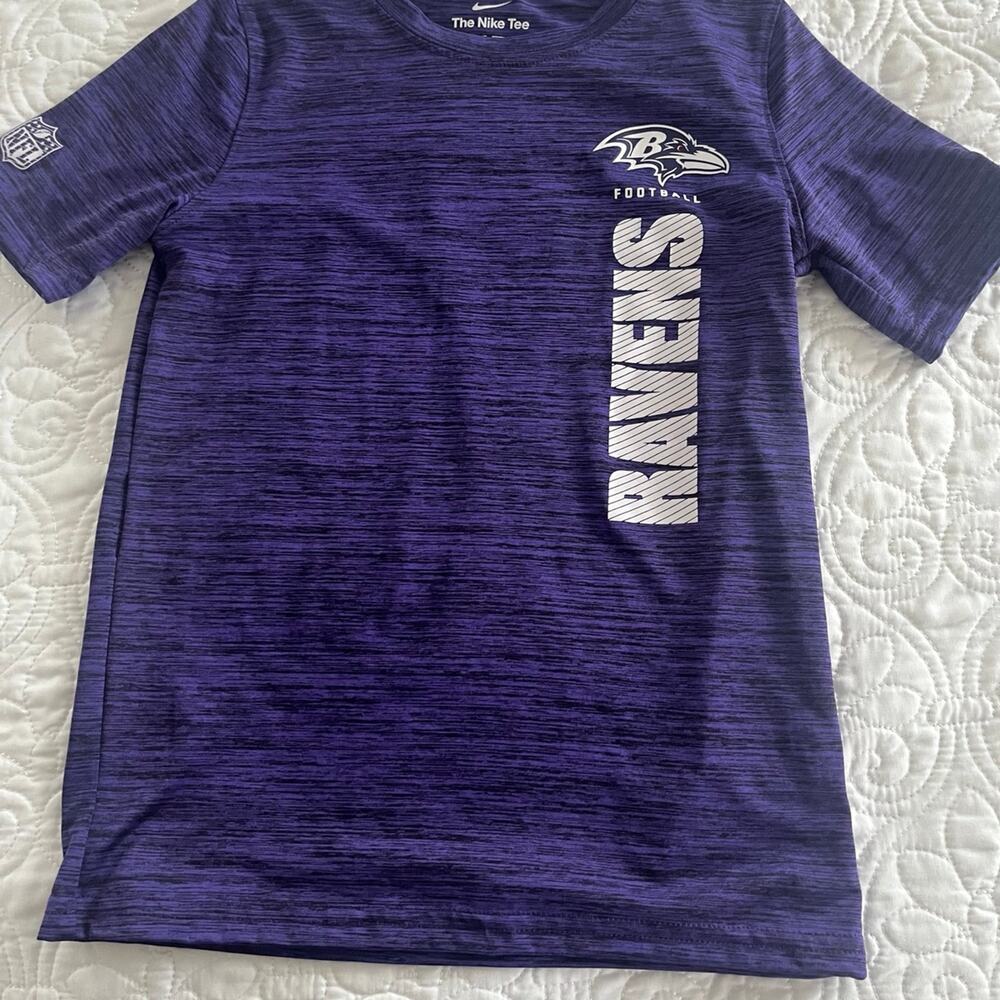 Nike Baltimore Ravens shirt size kids small